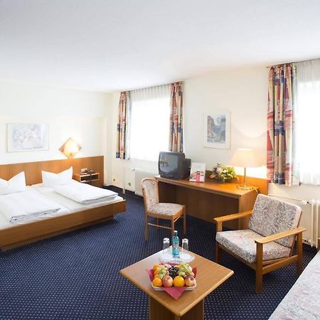 Trip Inn Hotel Frankfurt Airport Ruesselsheim Rüsselsheim Exterior foto