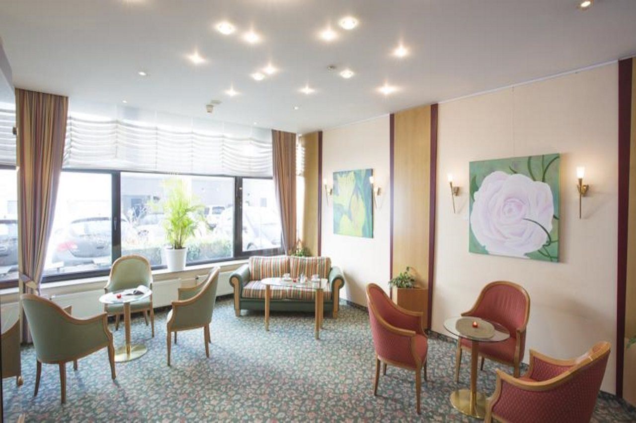 Trip Inn Hotel Frankfurt Airport Ruesselsheim Rüsselsheim Exterior foto
